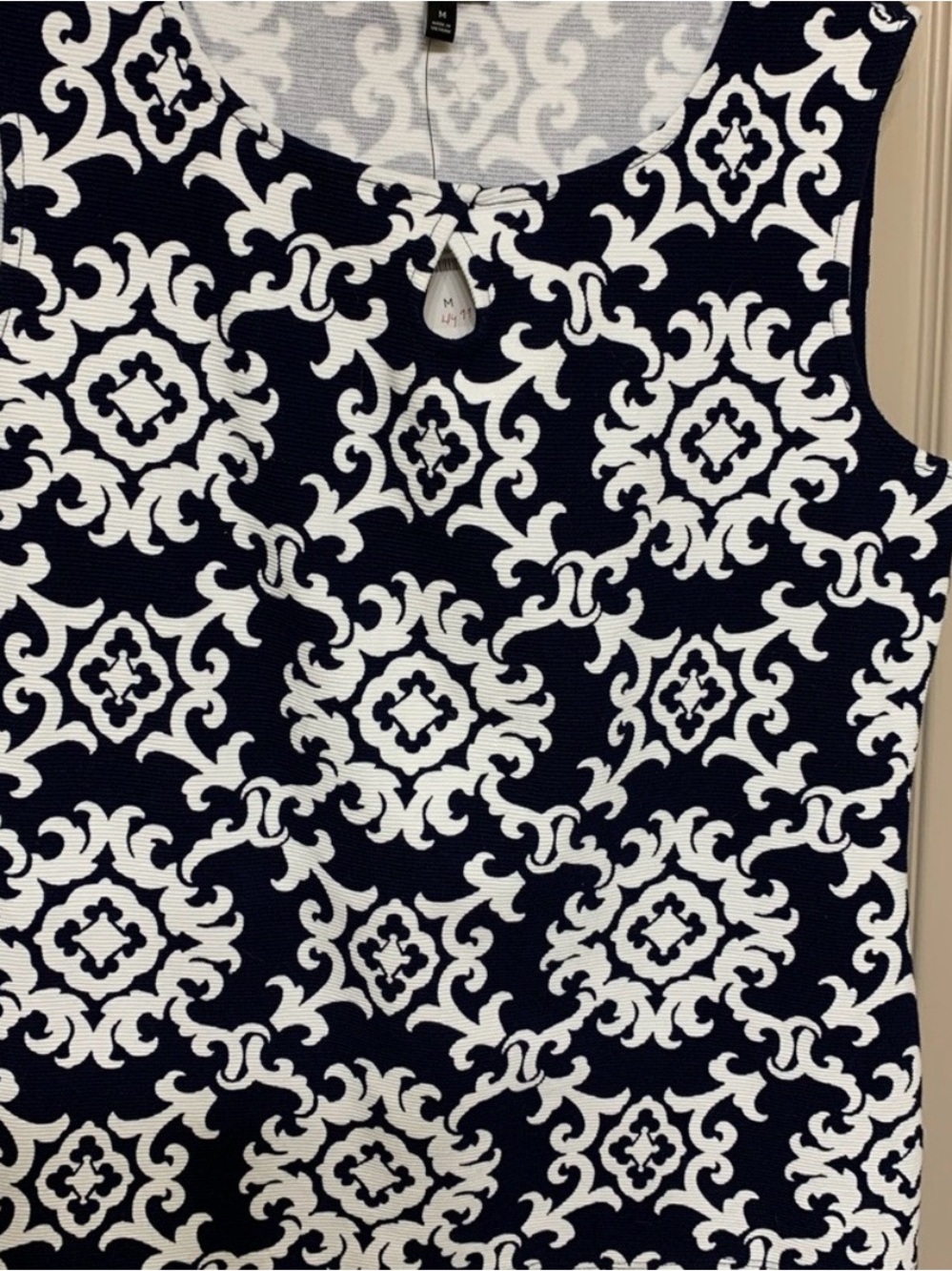 Talbots Navy and White Sleeveless Decorative-Print Tank